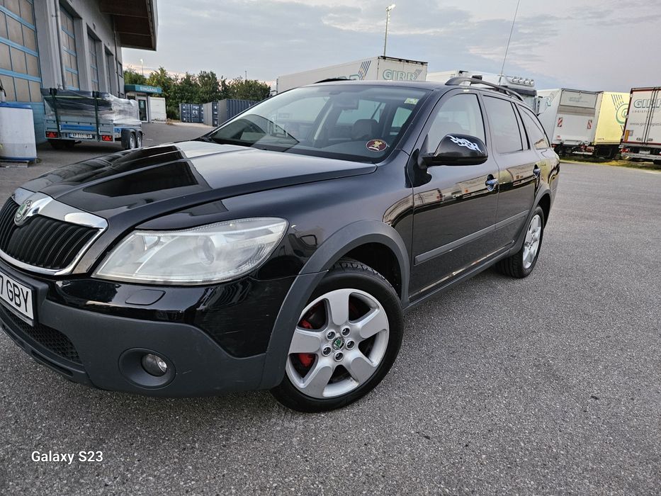 Se vinde skoda octavia scout 4x4 2011 cu revizie făcută la zii.