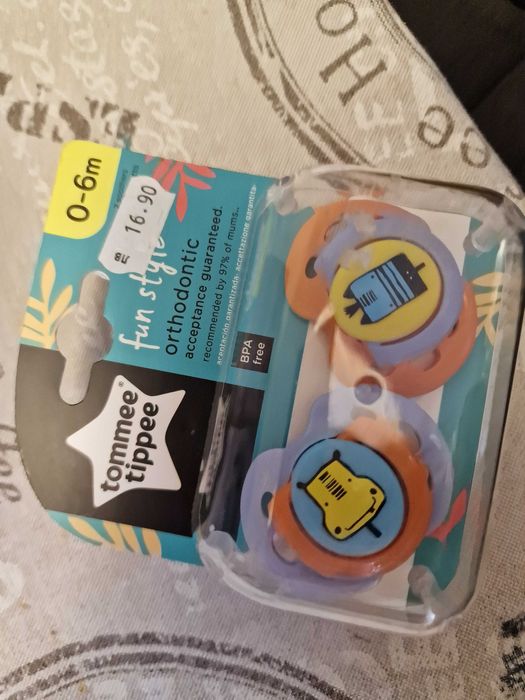 Залъгалки  Tommee Tippee 0-6 месеца