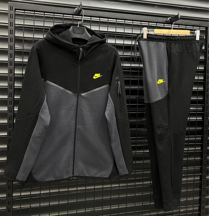 Trening Barbati Nike Teech Fleece Negru & Gri!