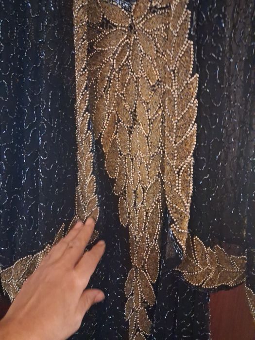 Хочу продать вечерное платье цена 400.000 сумов