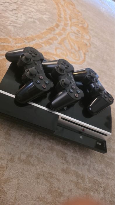 Ps3 sotiladi pamit 500gb aybi yo plomba ochilmagan