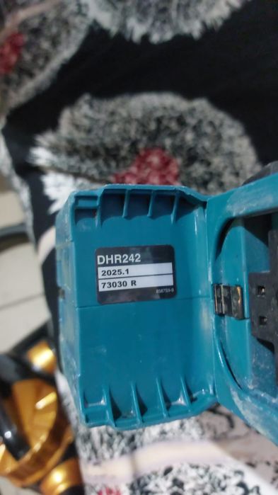 Rotopercutor Makita DHR242 original