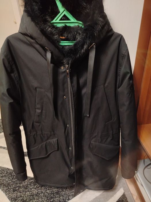 Продам зимнюю парку