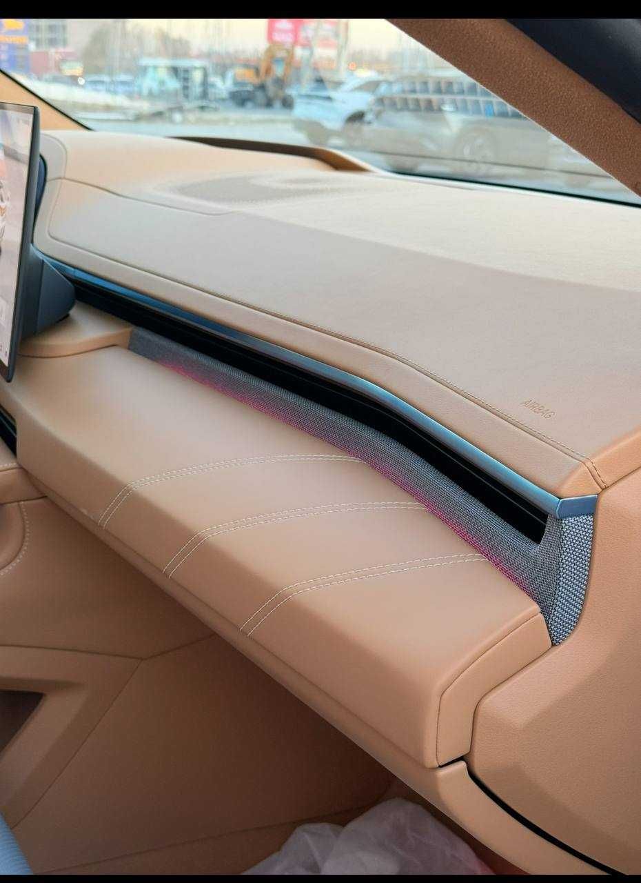 ZEEKR 001 YOU Z-Sport 2025 — Новый, Белый, Электро, AWD