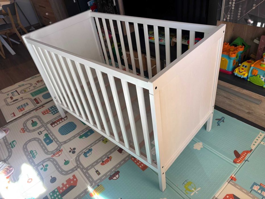 Pătuț copii Ikea (model SUNDVIK)