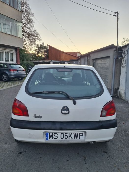 Ford Fiesta 1.3 benzina,2001