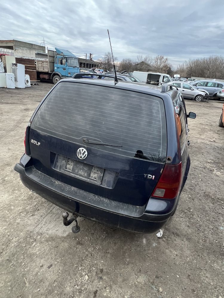 Volkswagen Golf 1.9 НА ЧАСТИ