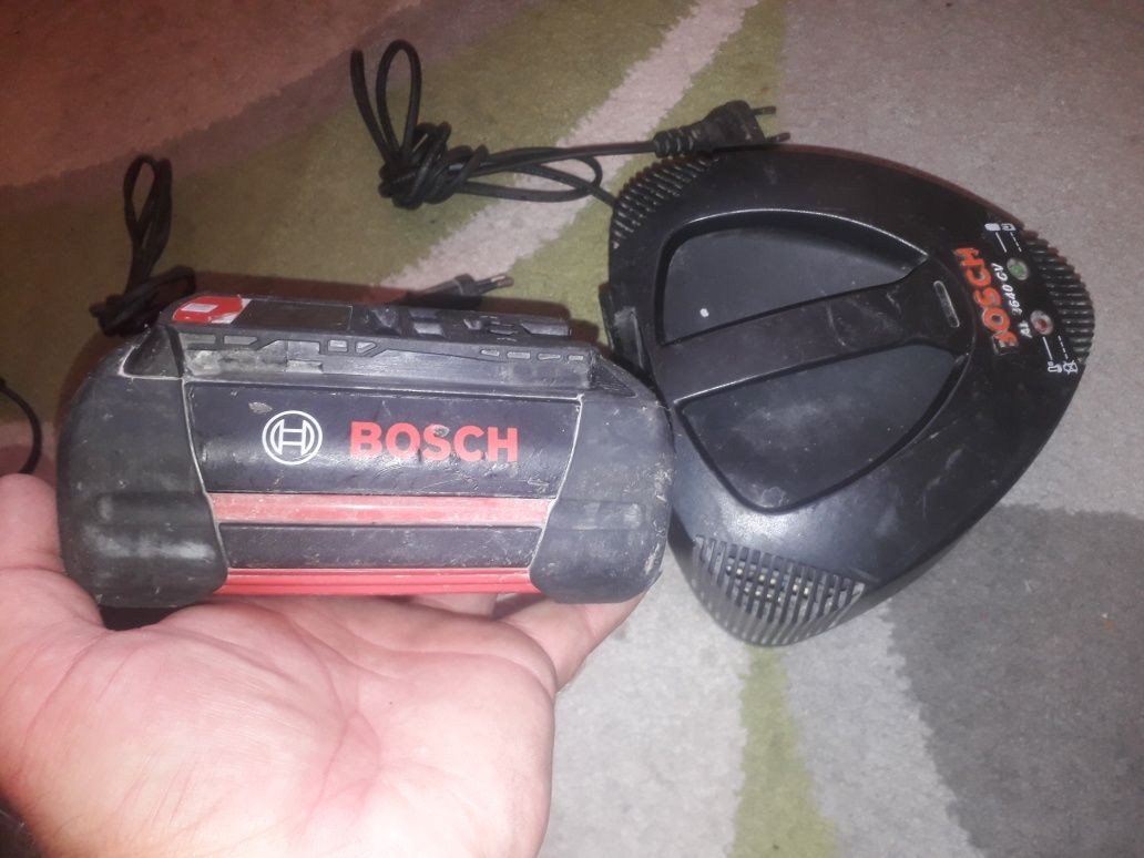 Incarcator si acumulator Bosch36V Li-on Germany