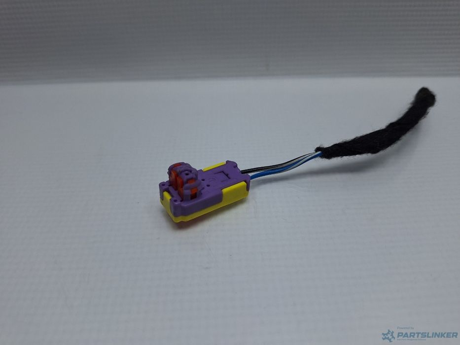 Mufa conector 2 pini AUDI A4 IV Avant (8K5, B8) [ 2007 - 2015 ] TDI (C