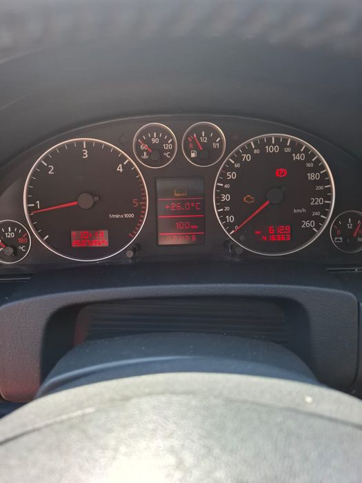 Vând Audi a 6 an 2004