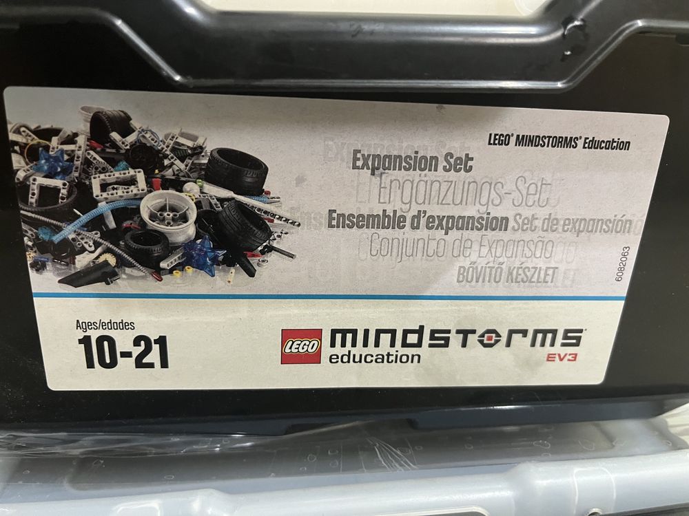 Продам The LEGO®️ MINDSTORMS®️ Education EV3