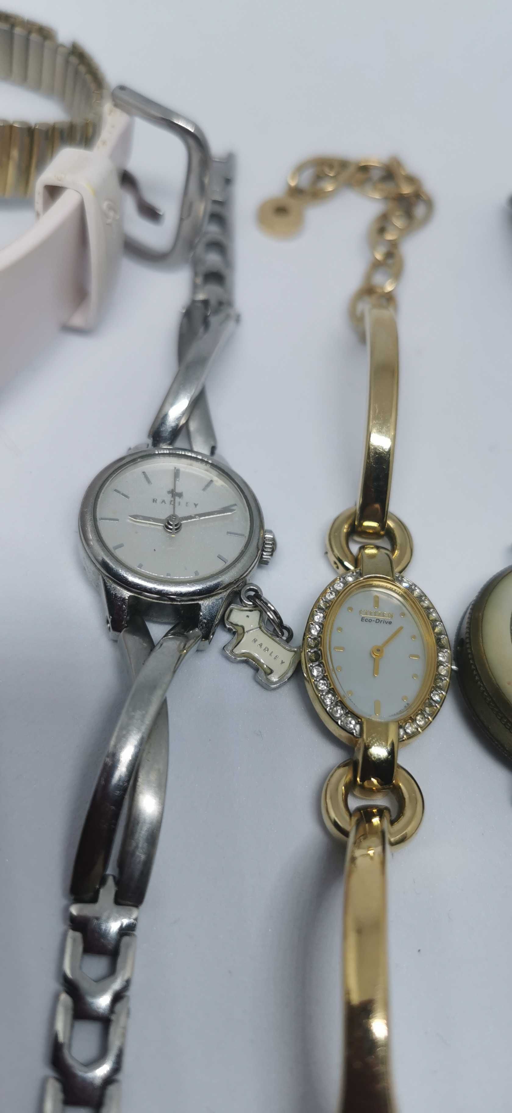 8 часовници,Casio,Citizen Eco Drive Radley,Timex за ремонт