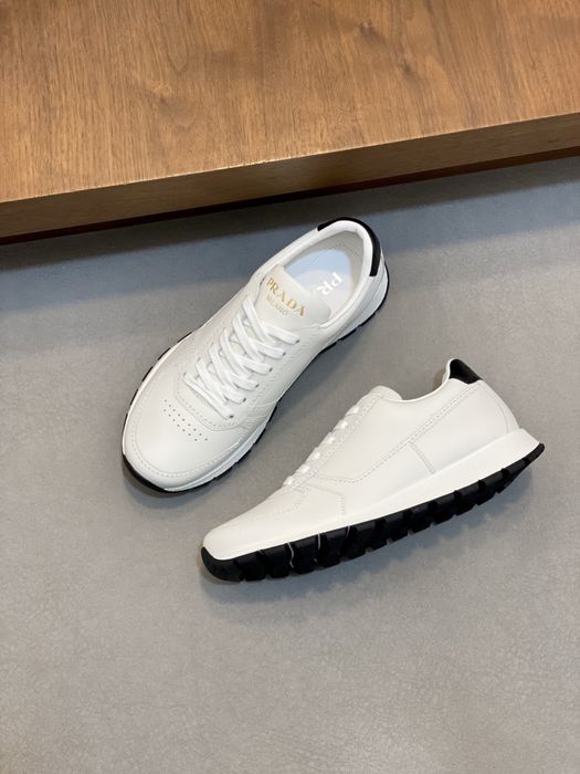 Adidasi Prada , calitate premium , pe comanda , noi , 43