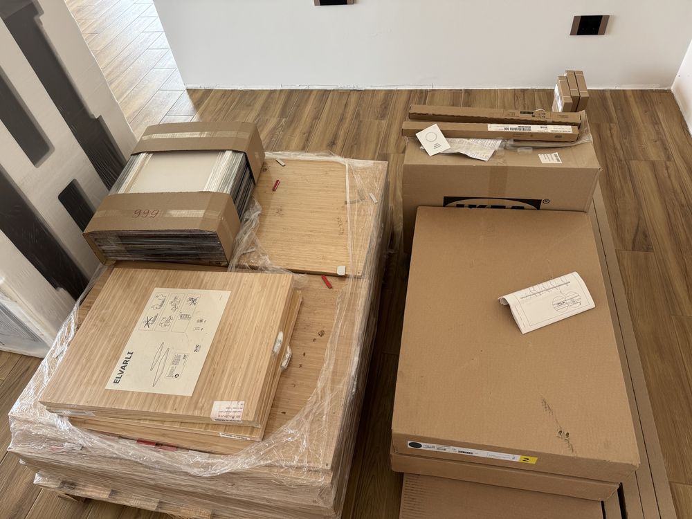 IKEA Elvarli конфигурация - отворен гардероб / разделител за помещение