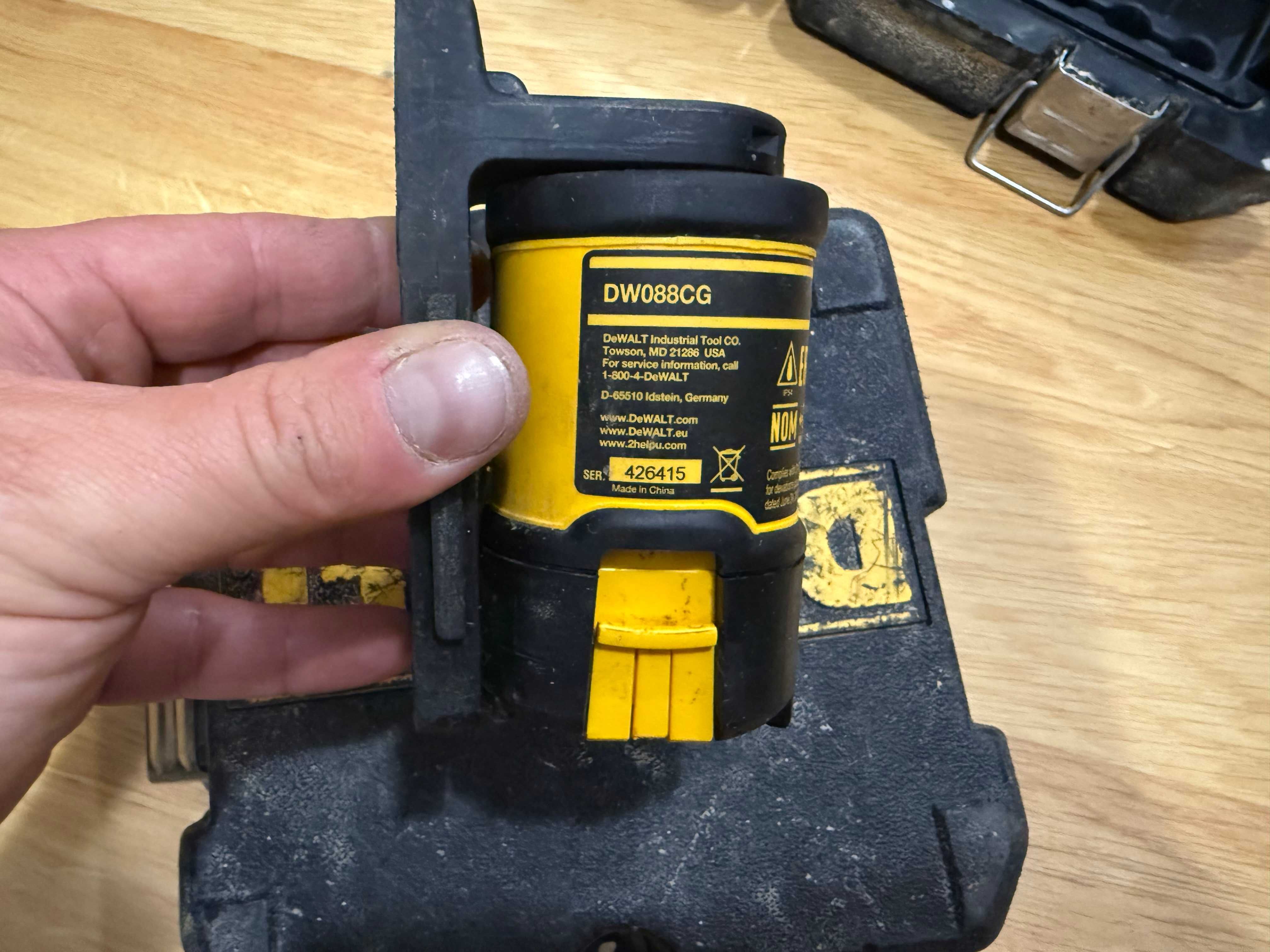 Dewalt DW088G DW088