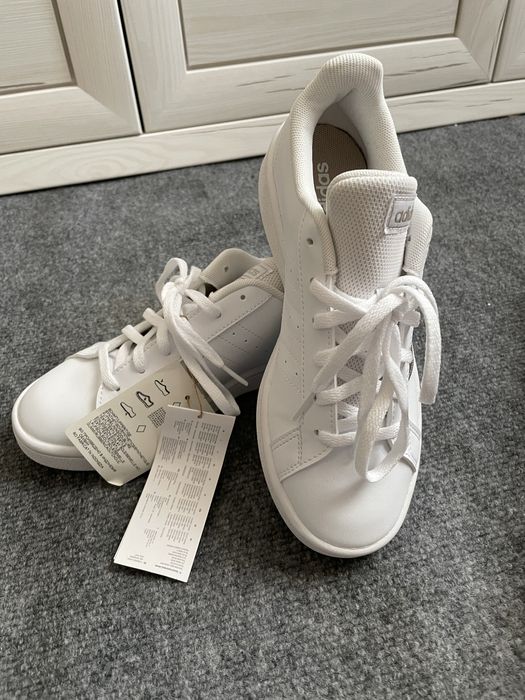 Adidas маратонки