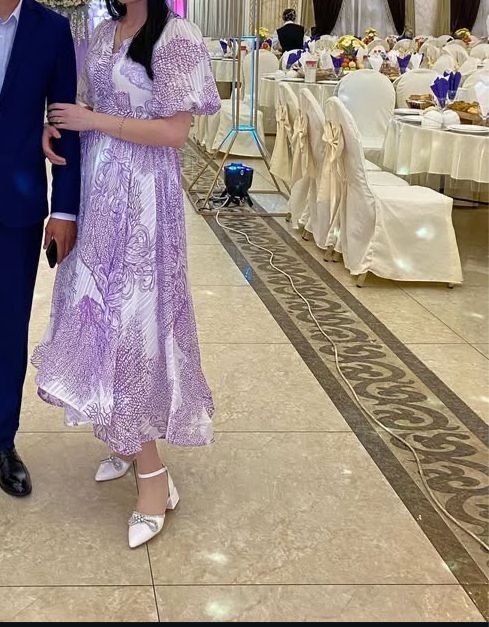 Вечерние платье. ………………