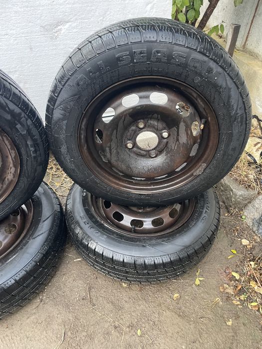 Anvelope / roti / jante tabla ford , 165/70 r14 M+S