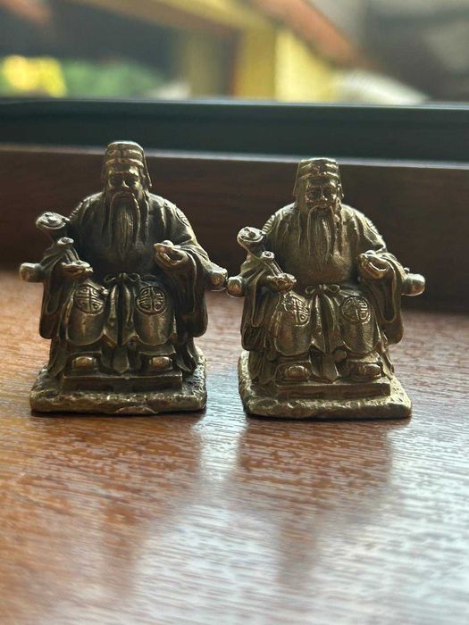 Două figurine cu Tua Peh Kong/zeul bogăției/5cm×3,5cm/270g ambele.