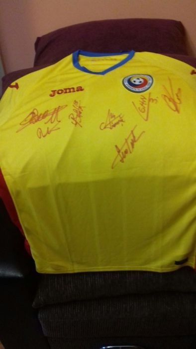 Vând tricou de colecție echipa națională a romaniei