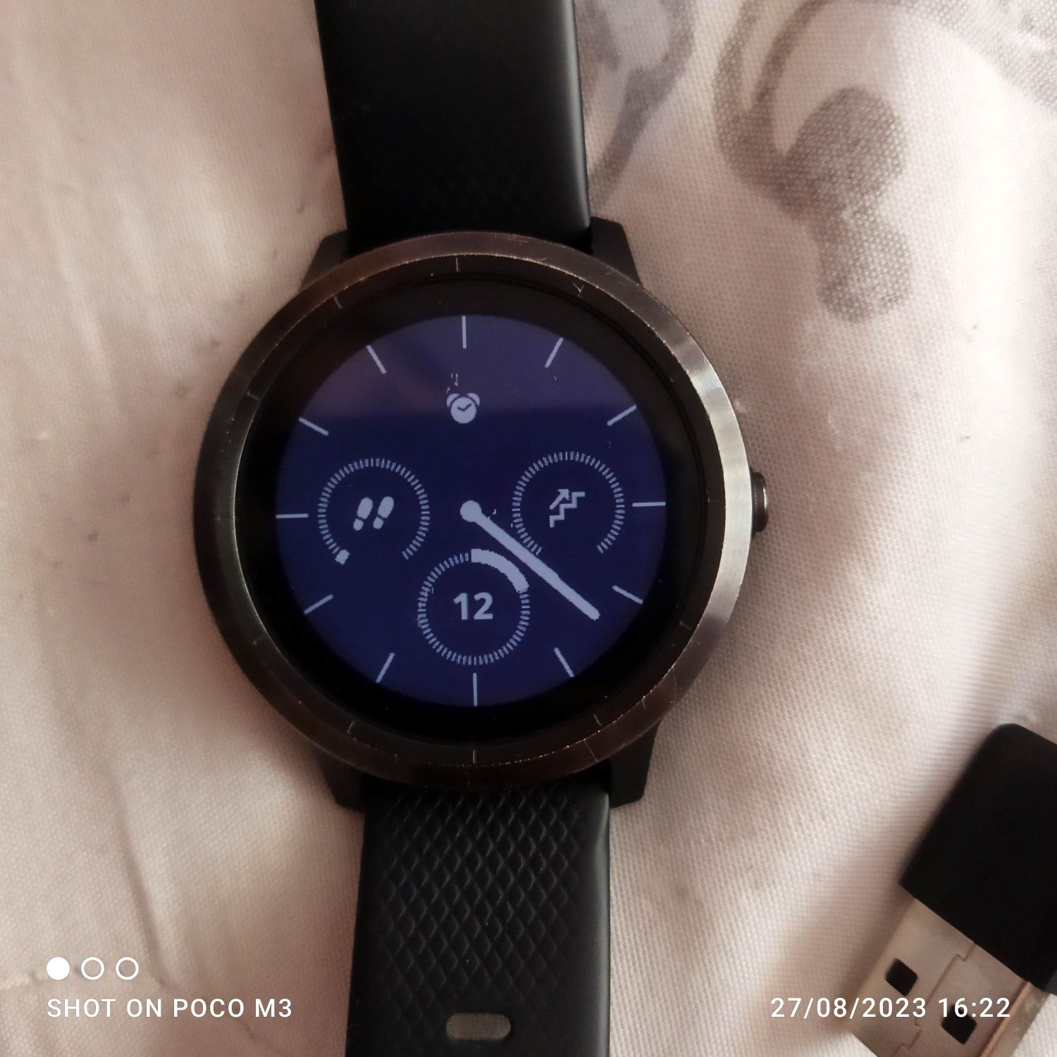 Garmin vivoactiv 3