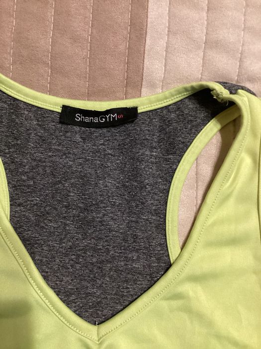 Дамски спортен топ