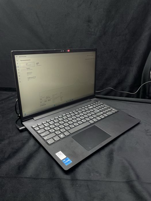 Ноутбук Lenovo Core i 3-12