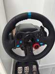 Vând volan Logitech G29, folosit doar de 2 ori
