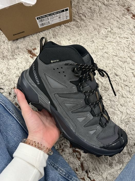 Bocanci de drumetie salomon