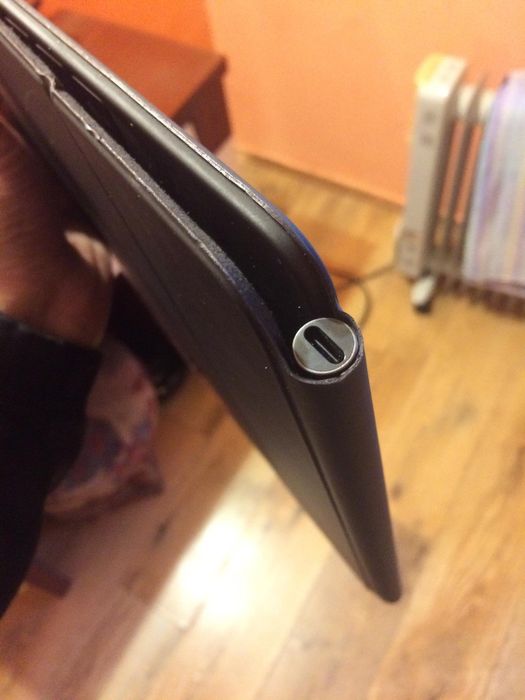 Husa cu tastatura Apple Magic Keyboard pentru iPad Air 13" (M3)