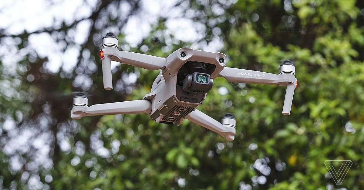 Realizez filmari sau fotografii 4k cu drona
