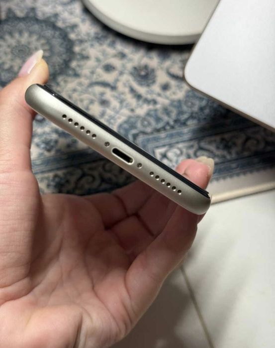 Айфон 11 в идеальном состоянии!