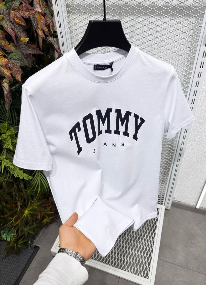 Tommy Hilfiger тениска