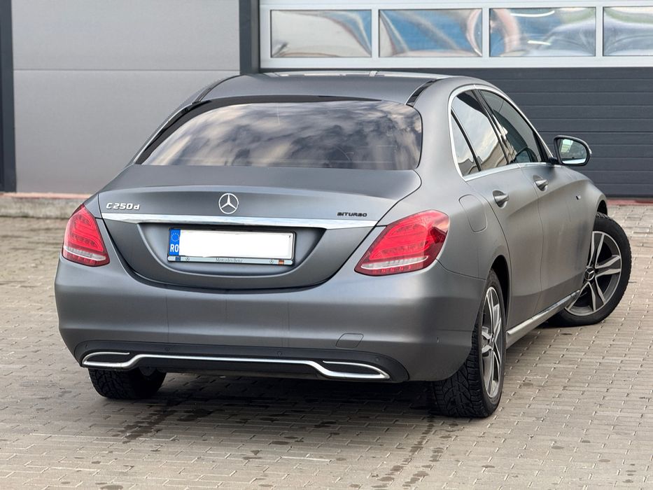 Mercedes C250 2018 204cp Gri mat de fabrica/9 G-tronic/Full led