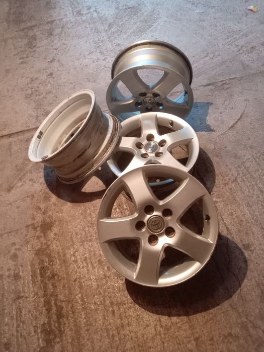 Диск сатылады камри 35 диск размер 16