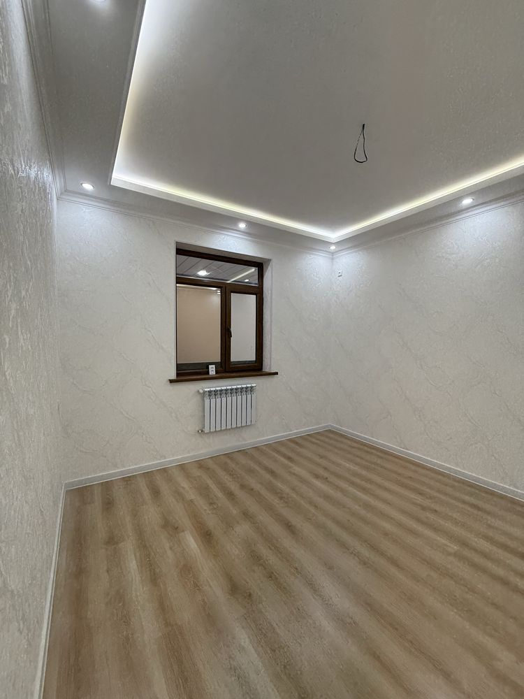 Sergeli Tumani Qoyliq 1 Mavzesi roparasida yengi uchaska sotiladi