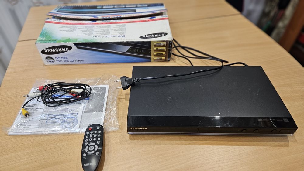Отдам даром DVD плеер Samsung