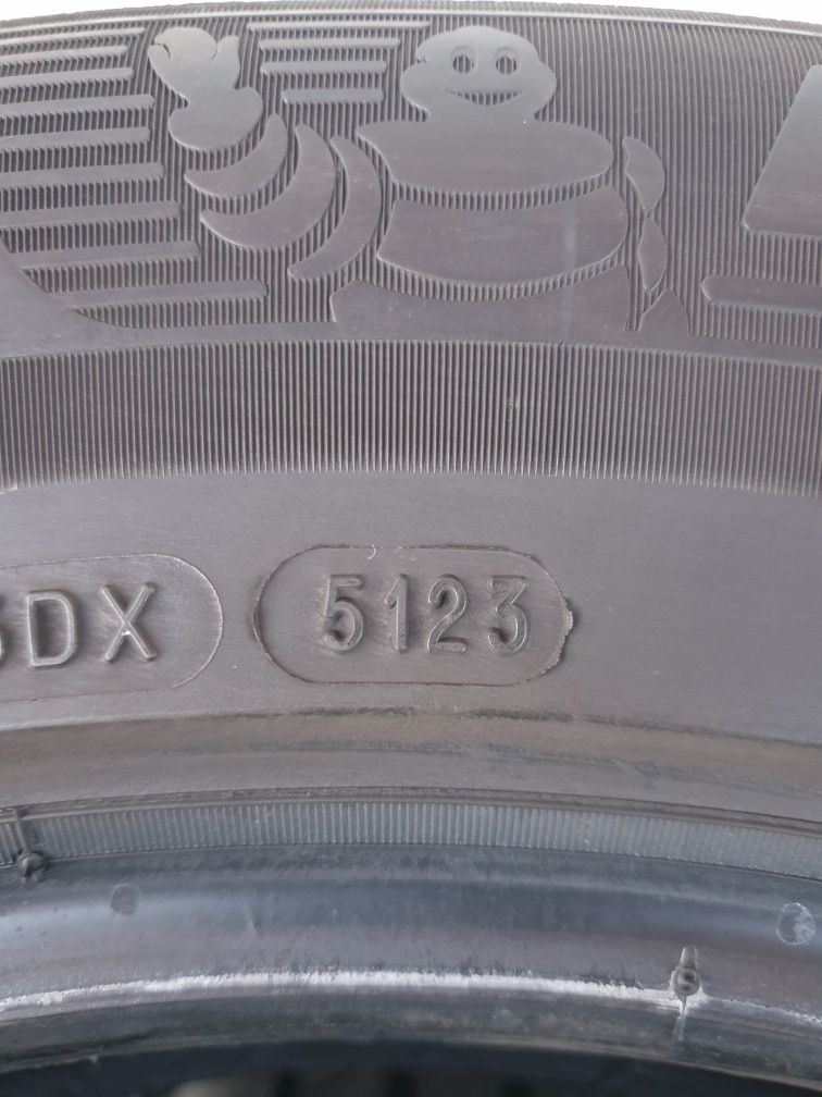Летни гуми 4 броя MICHELIN Primacy4 215 65 R17 дот 5123