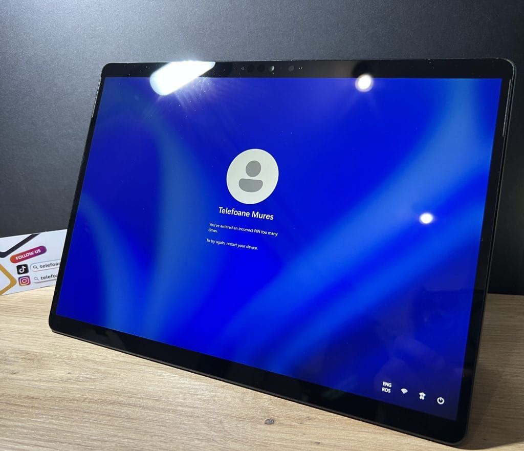 Microsoft Surface Pro X 256Gb Black 3 ani garanție, Telefoane Mureș