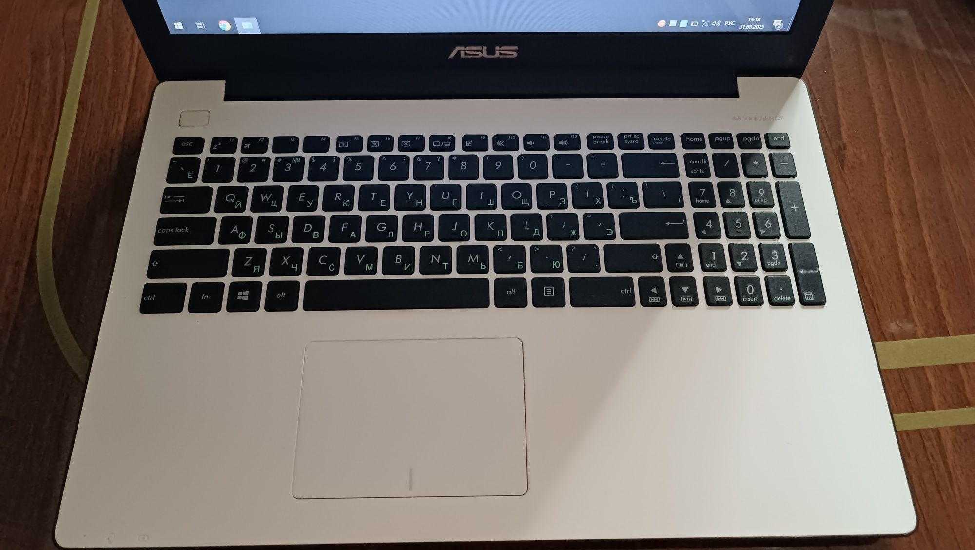 Asus X553M notebook