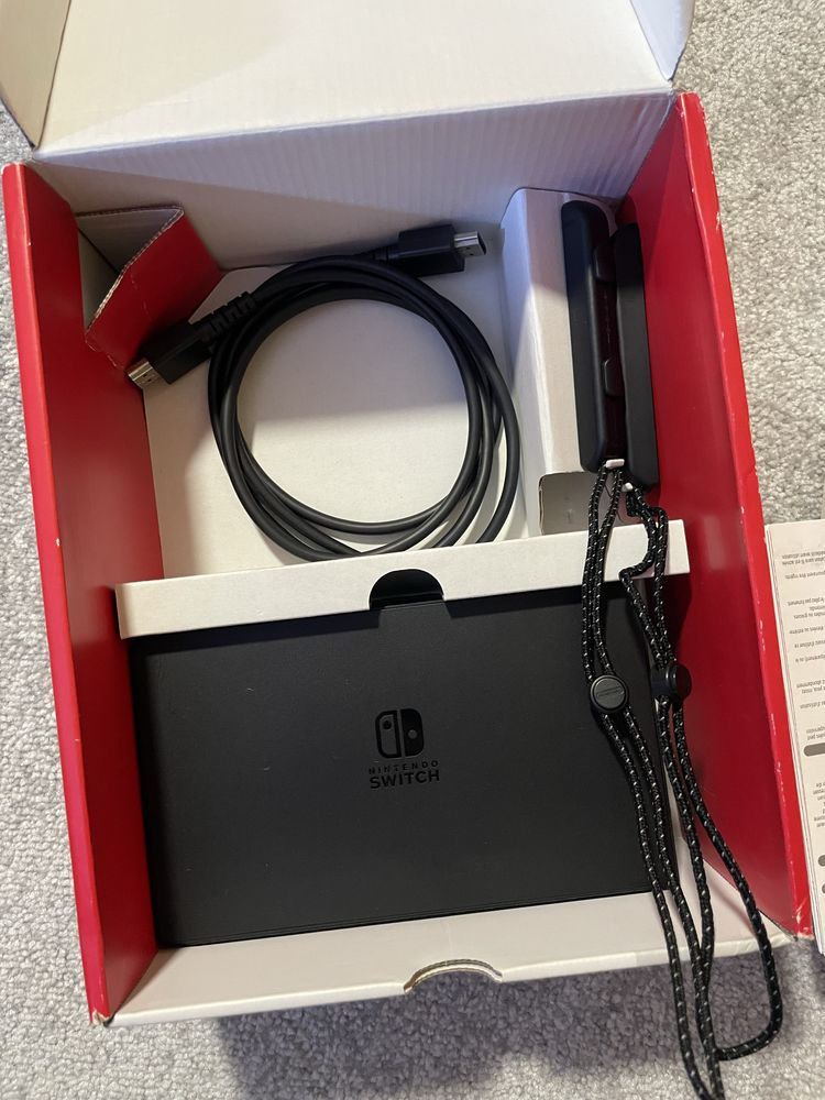 Nintendo switch oled / с играми