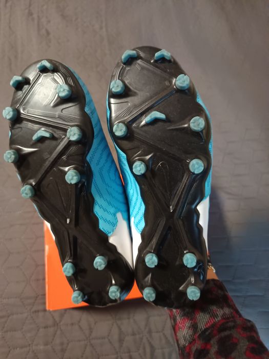 Футболни бутонки Найк 36,5см