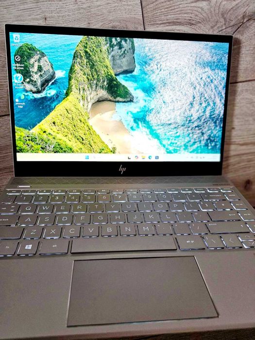 Лаптоп HP Envy 13 i5 8gen / 8GB RAM / 256GB БЕЗПЛАТНА ДОСТАВКА!