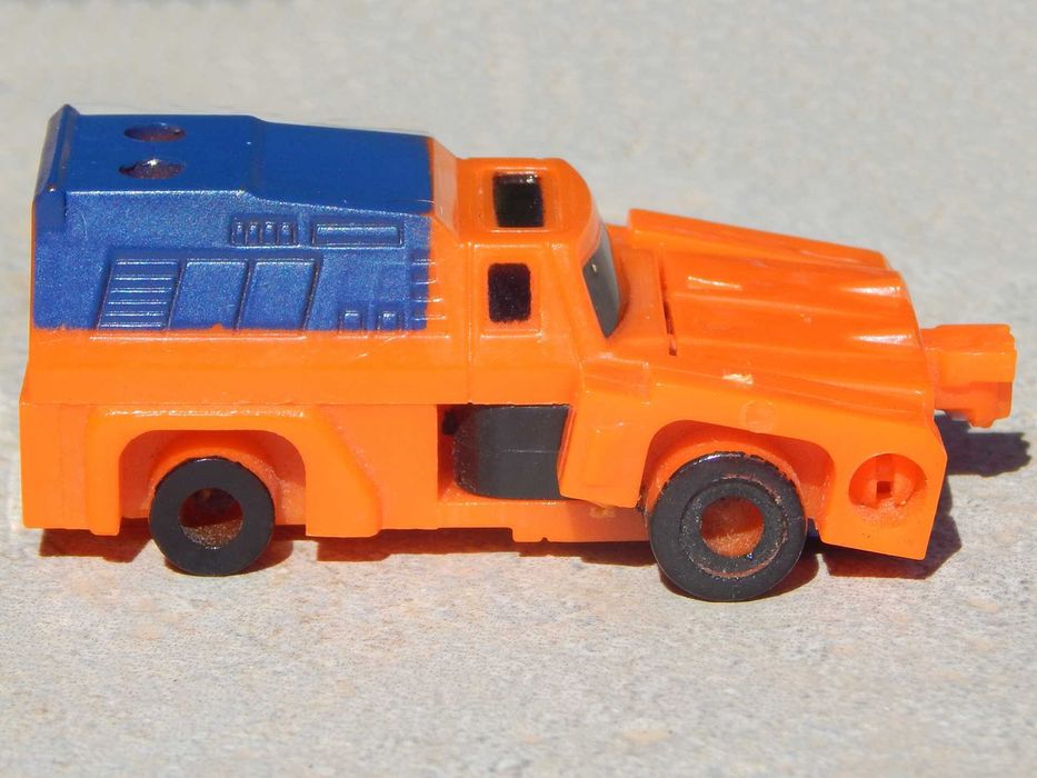Figurina Transformers G1 Autobot Throttlebot Wideload Takara 1989