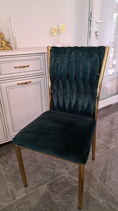 Scaune dining elegante-confort si stil pentru casa ta