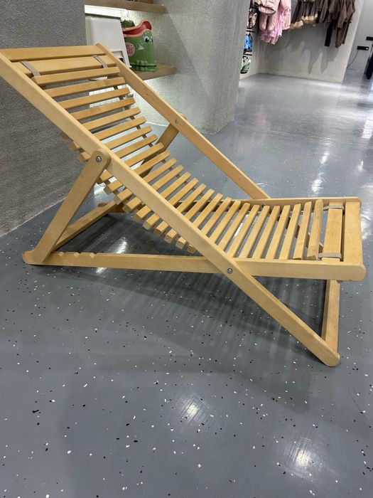 Лежак деревянный