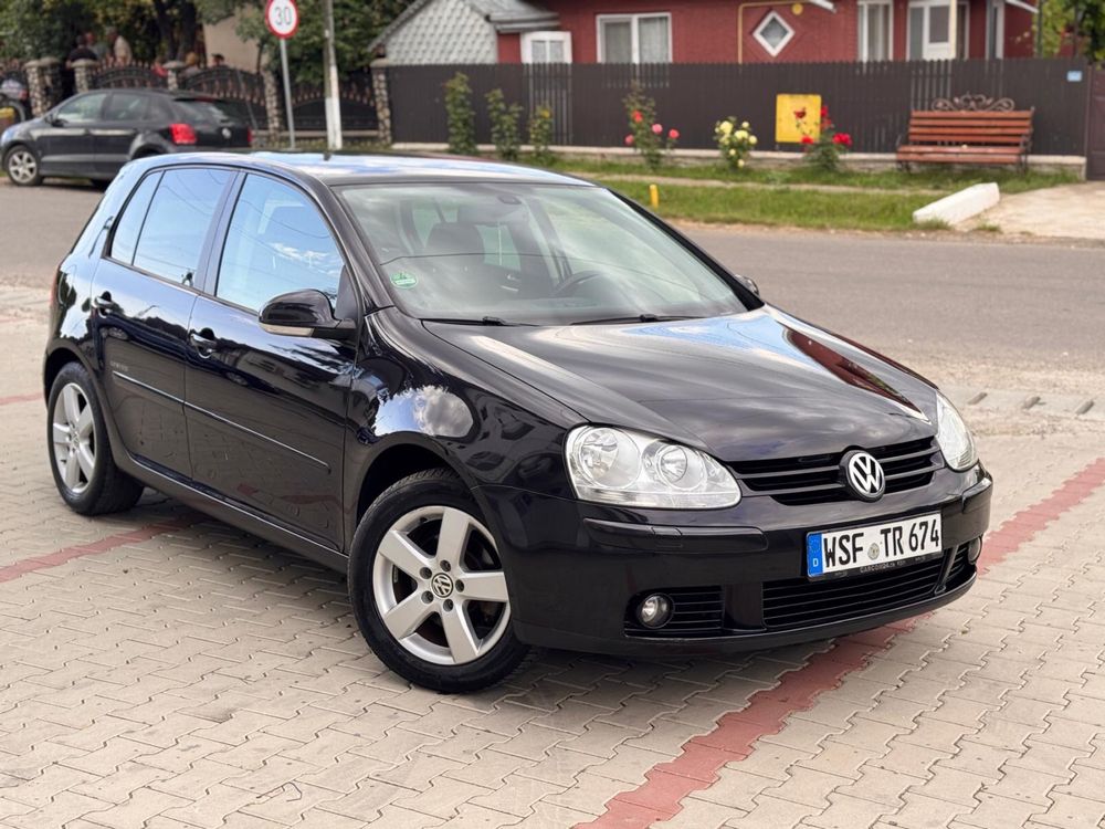 Volkswagen Golf 5/1.9 TDI/105CP/ 2008 luna a6a/DSG/ United/