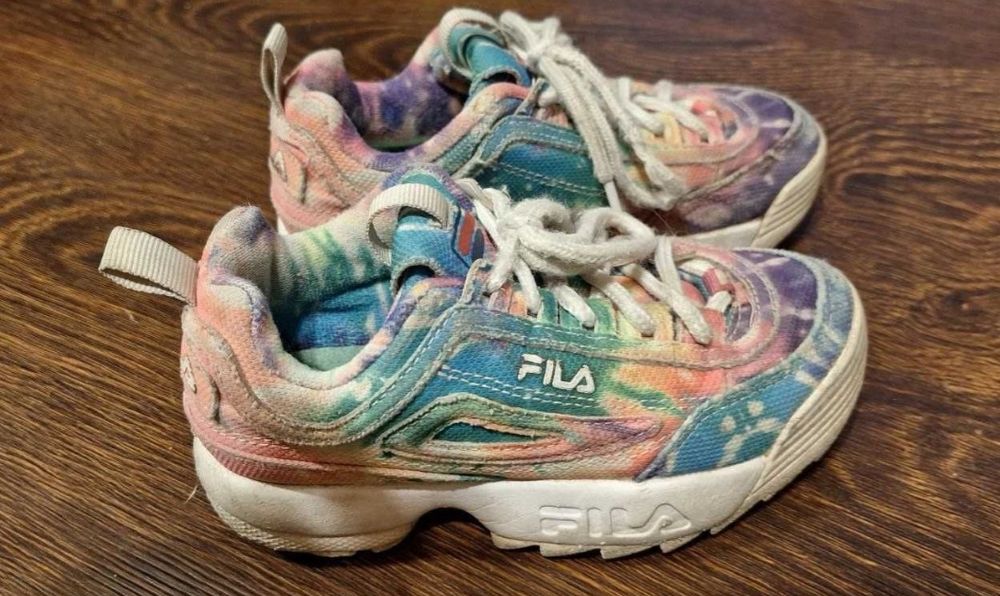 Кроссовки для девочки  30-31 размер