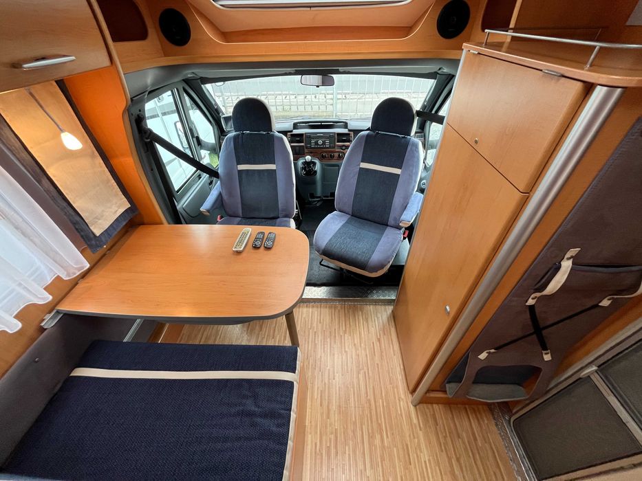 Autorulota HYMER Van - Semi-Integrata - Aer Conditionat