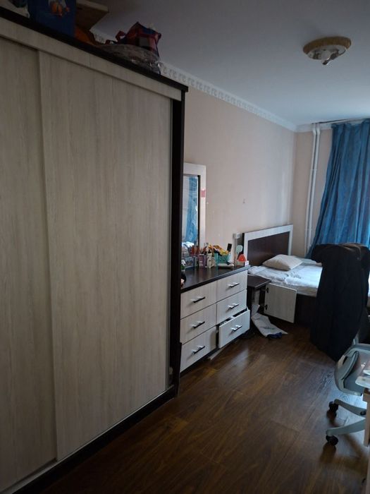 Срочно продаеться в чирчике 3 микрарайоне